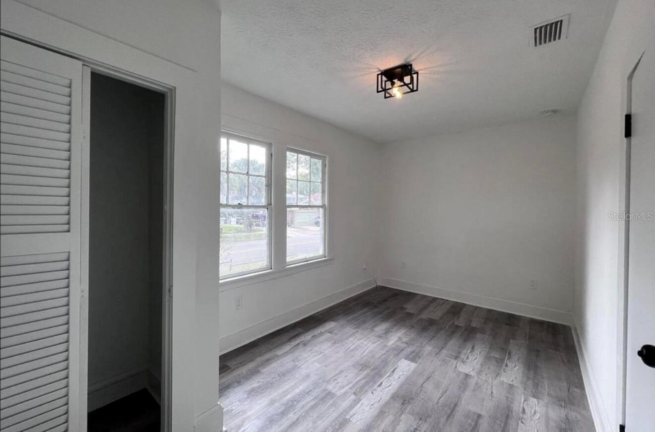 NORTH SPRINGFIELD HEIGHTS - Residential