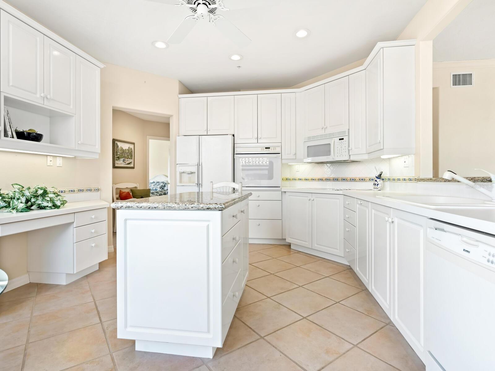 EAGLES POINT AT THE LANDINGS 3 - Residential