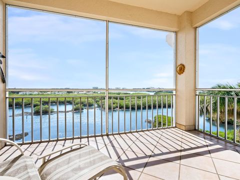Photo of 5440 Eagles Point Circle #405, Sarasota, FL 34231 (MLS # A4668461)