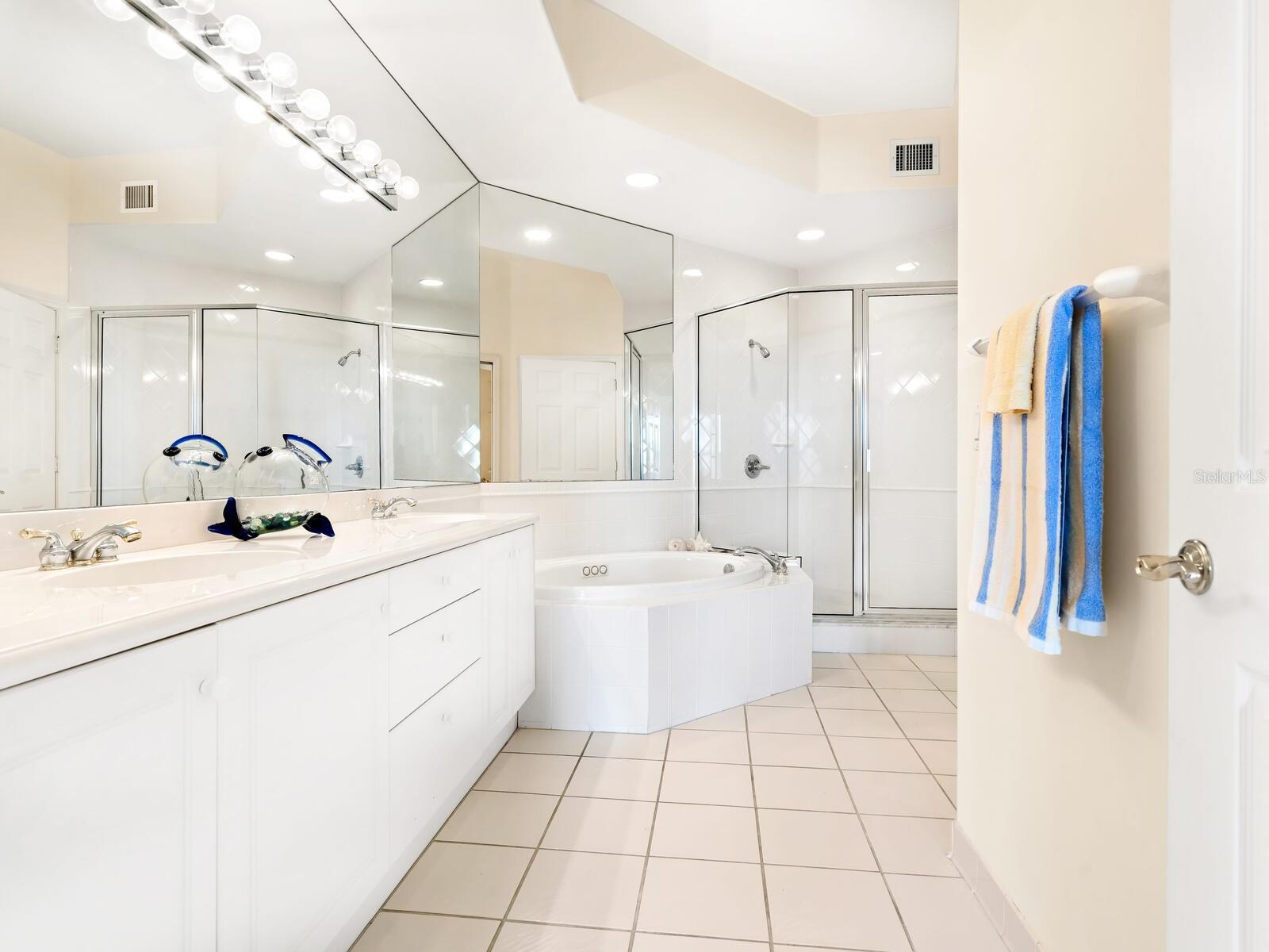 EAGLES POINT AT THE LANDINGS 3 - Residential