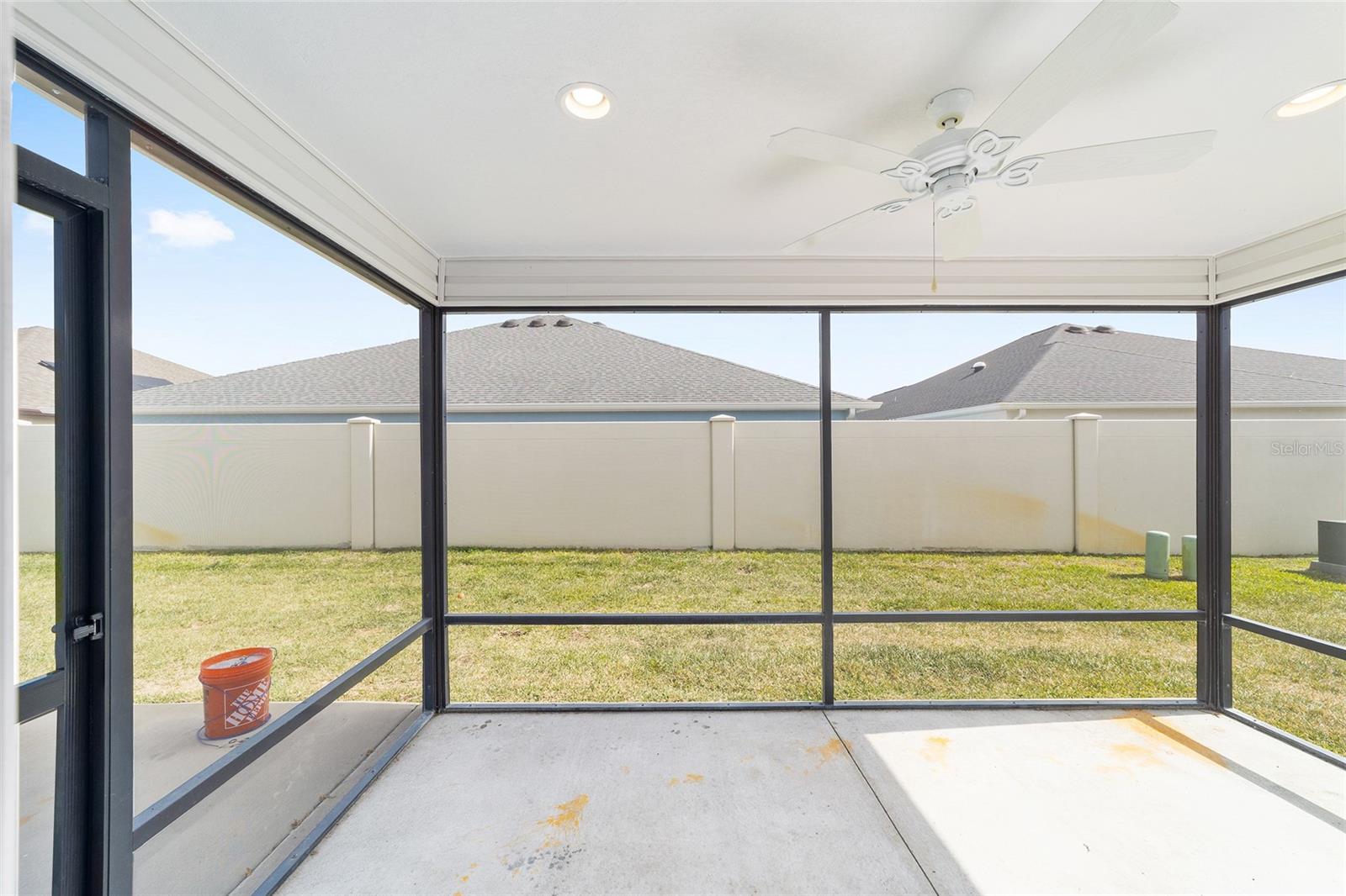 VILLAGES/SOUTHERN OAKS UN #71 - Residential