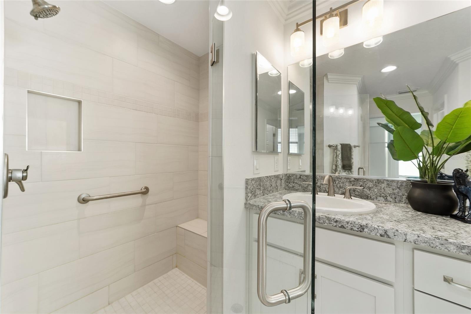 VILLAGES/SOUTHERN OAKS UN #71 - Residential