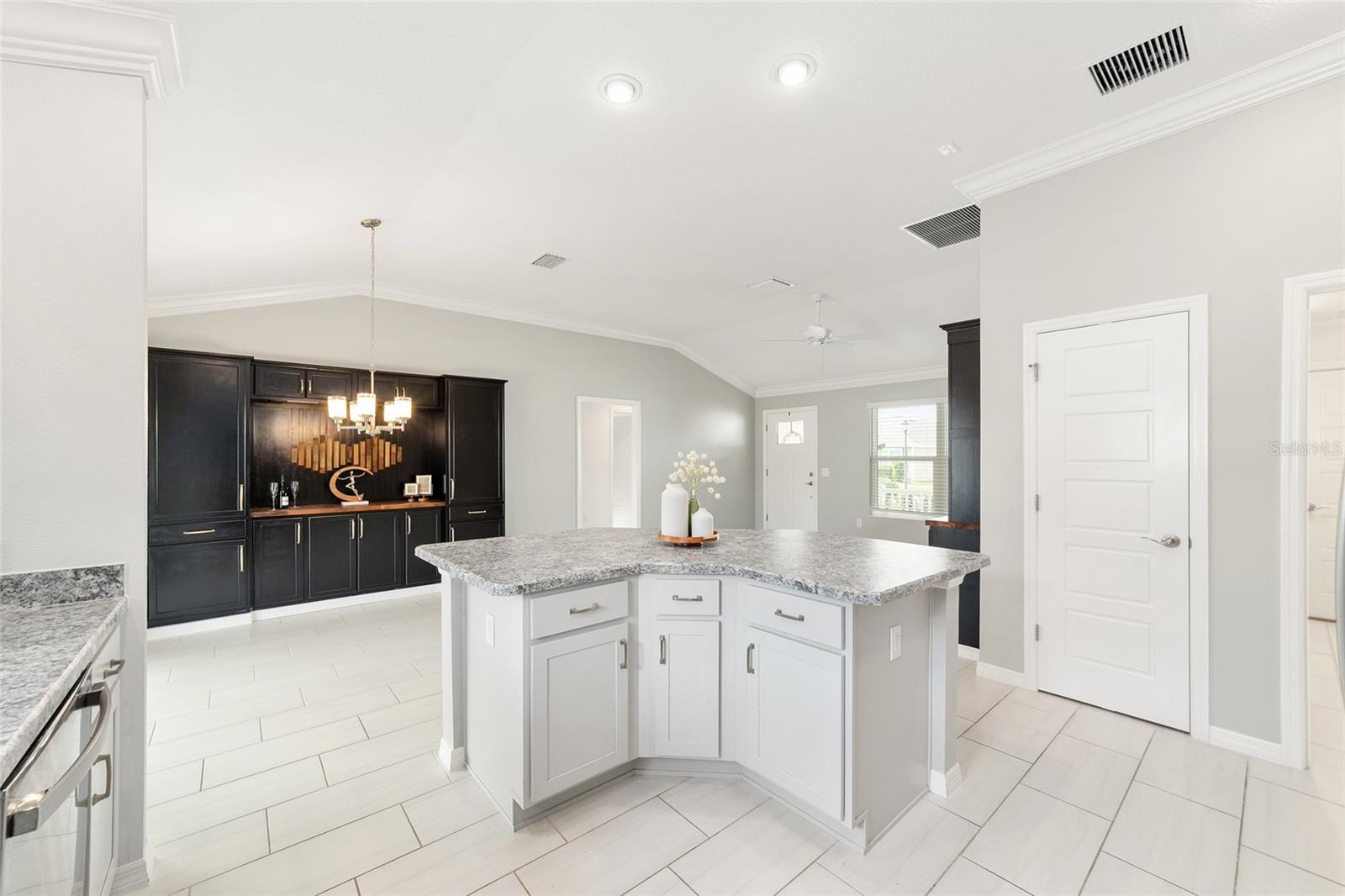 VILLAGES/SOUTHERN OAKS UN #71 - Residential