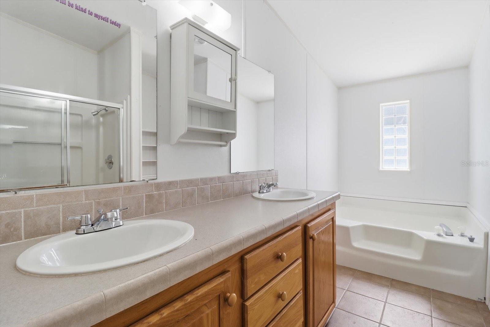 GLEN ACRES ESTATES UNREC SUB - Residential