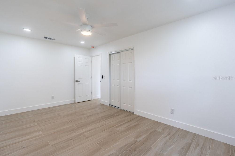 BAYSHORE ESTATES - Residential