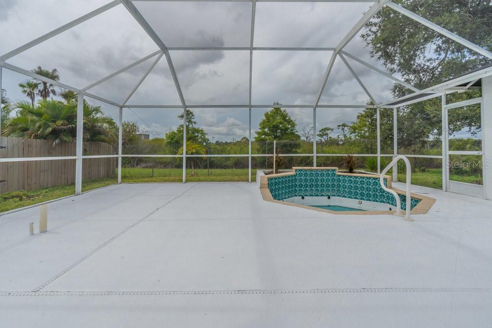 BAYSHORE ESTATES - Residential