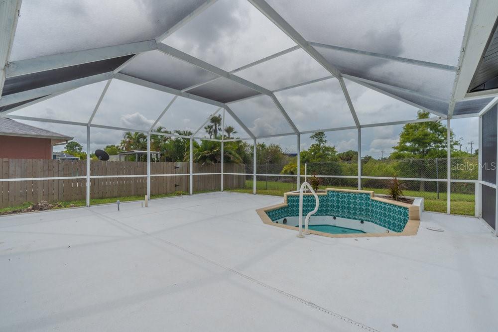 BAYSHORE ESTATES - Residential