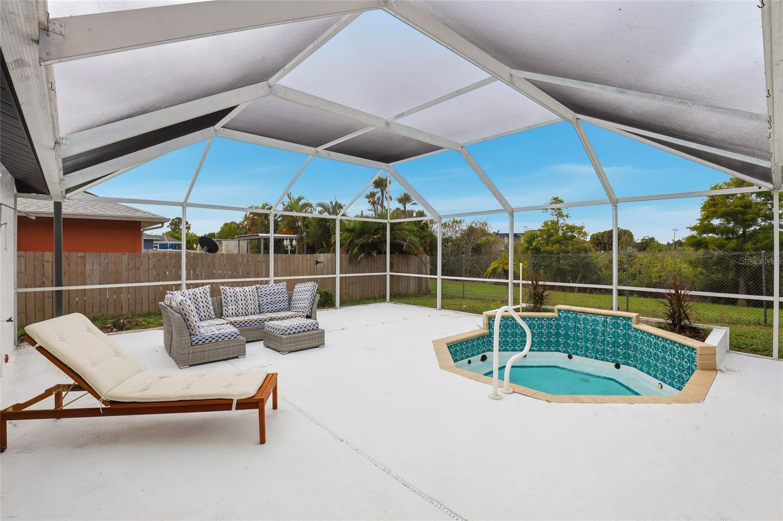 BAYSHORE ESTATES - Residential