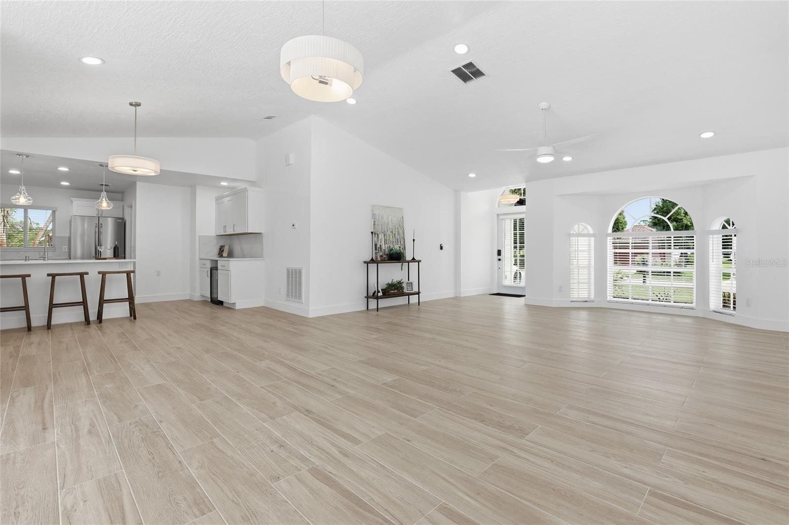 BAYSHORE ESTATES - Residential