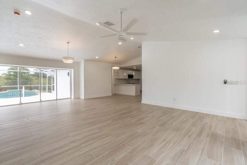 BAYSHORE ESTATES - Residential