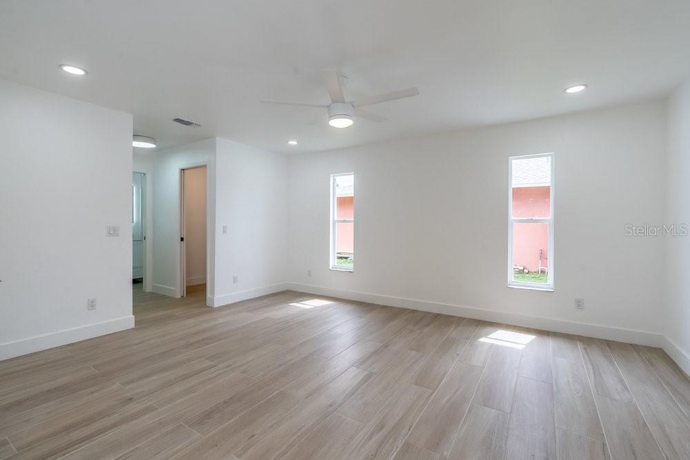 BAYSHORE ESTATES - Residential