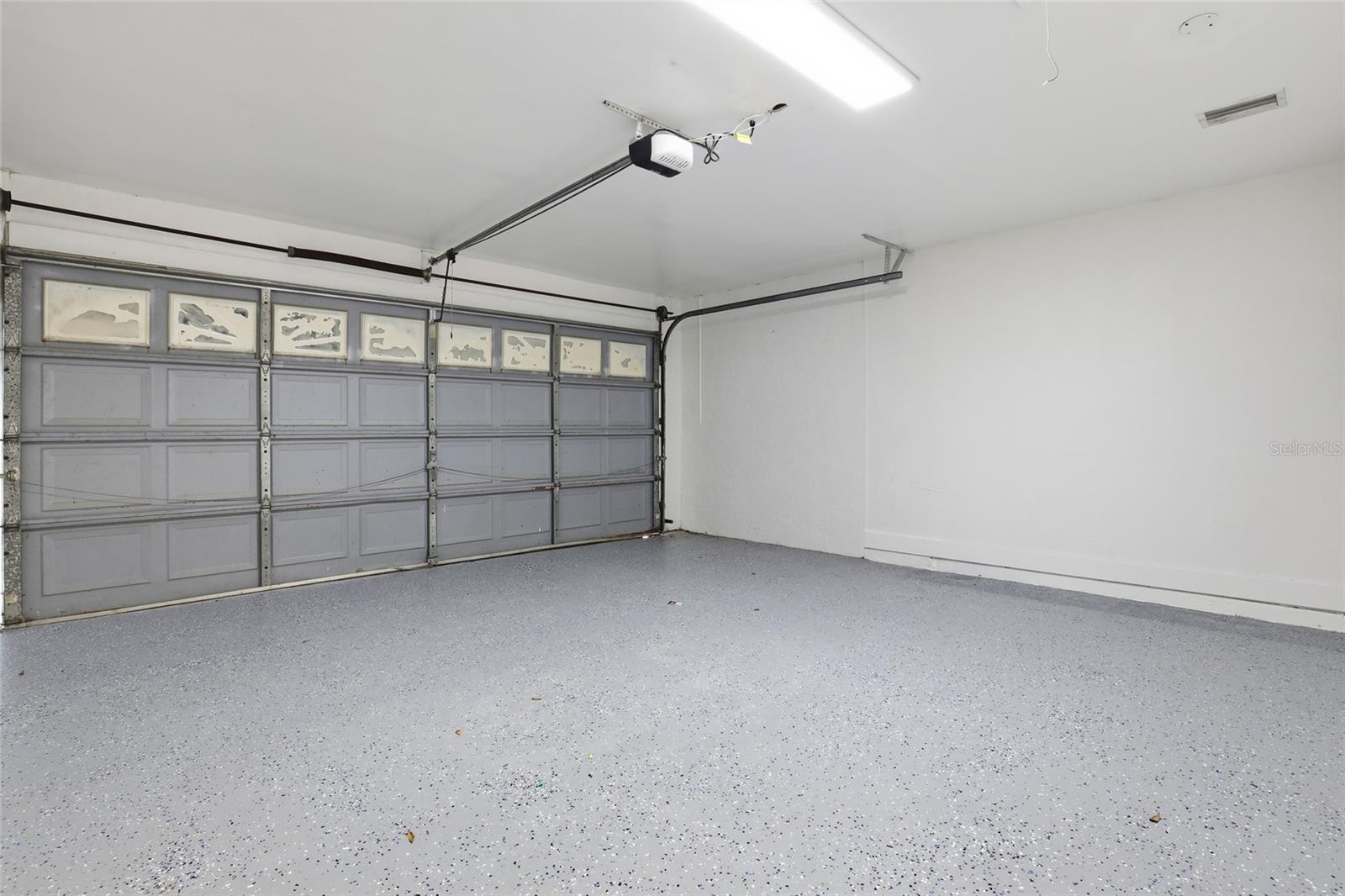 BAYSHORE ESTATES - Residential