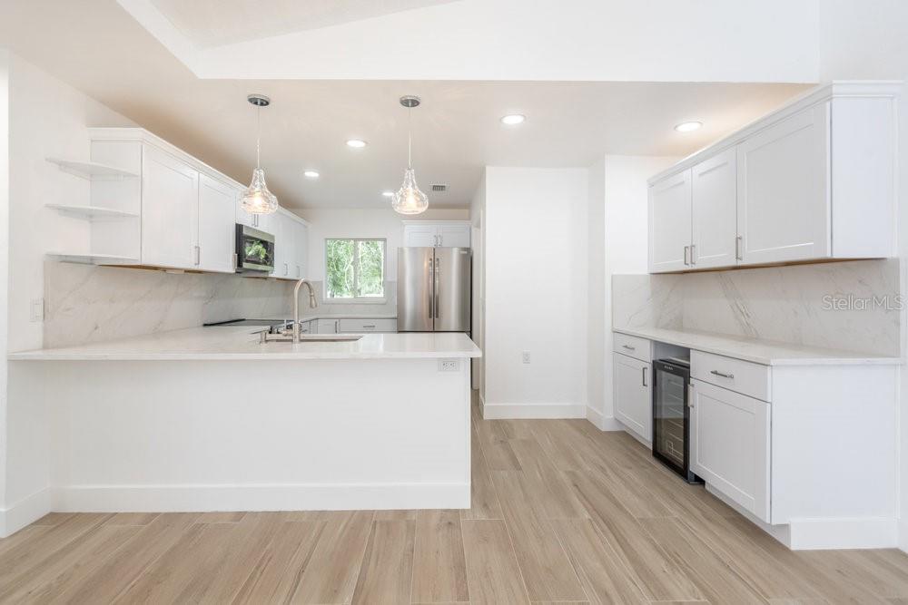 BAYSHORE ESTATES - Residential