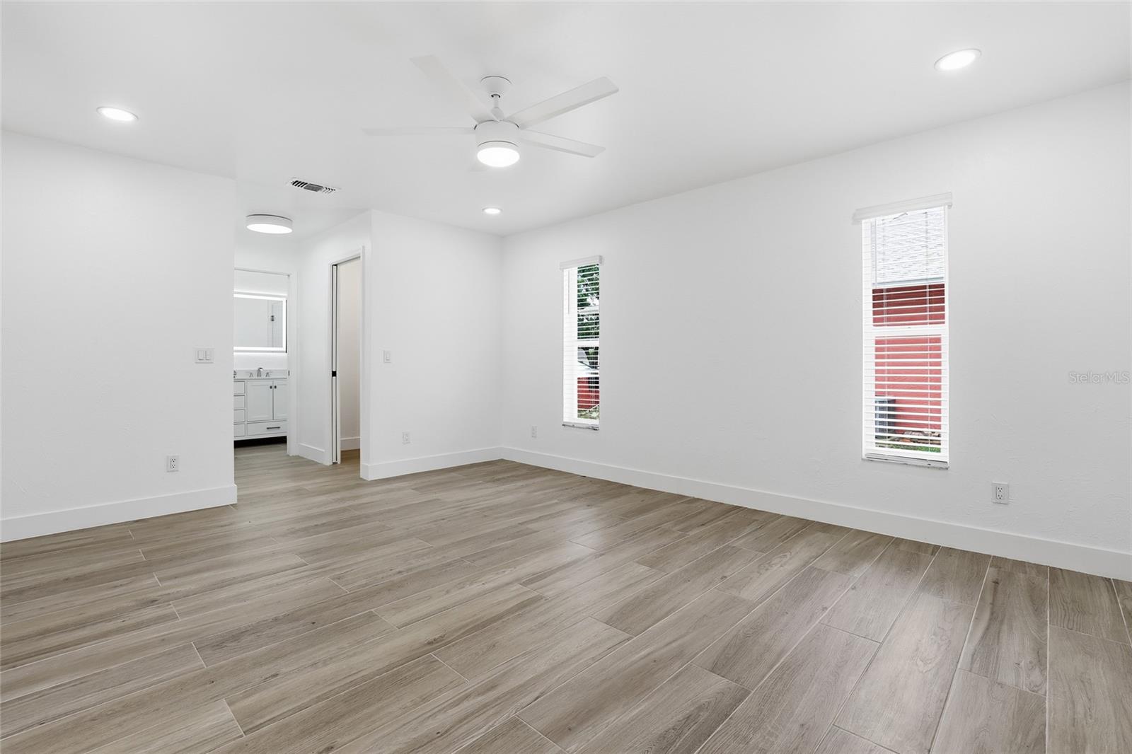 BAYSHORE ESTATES - Residential