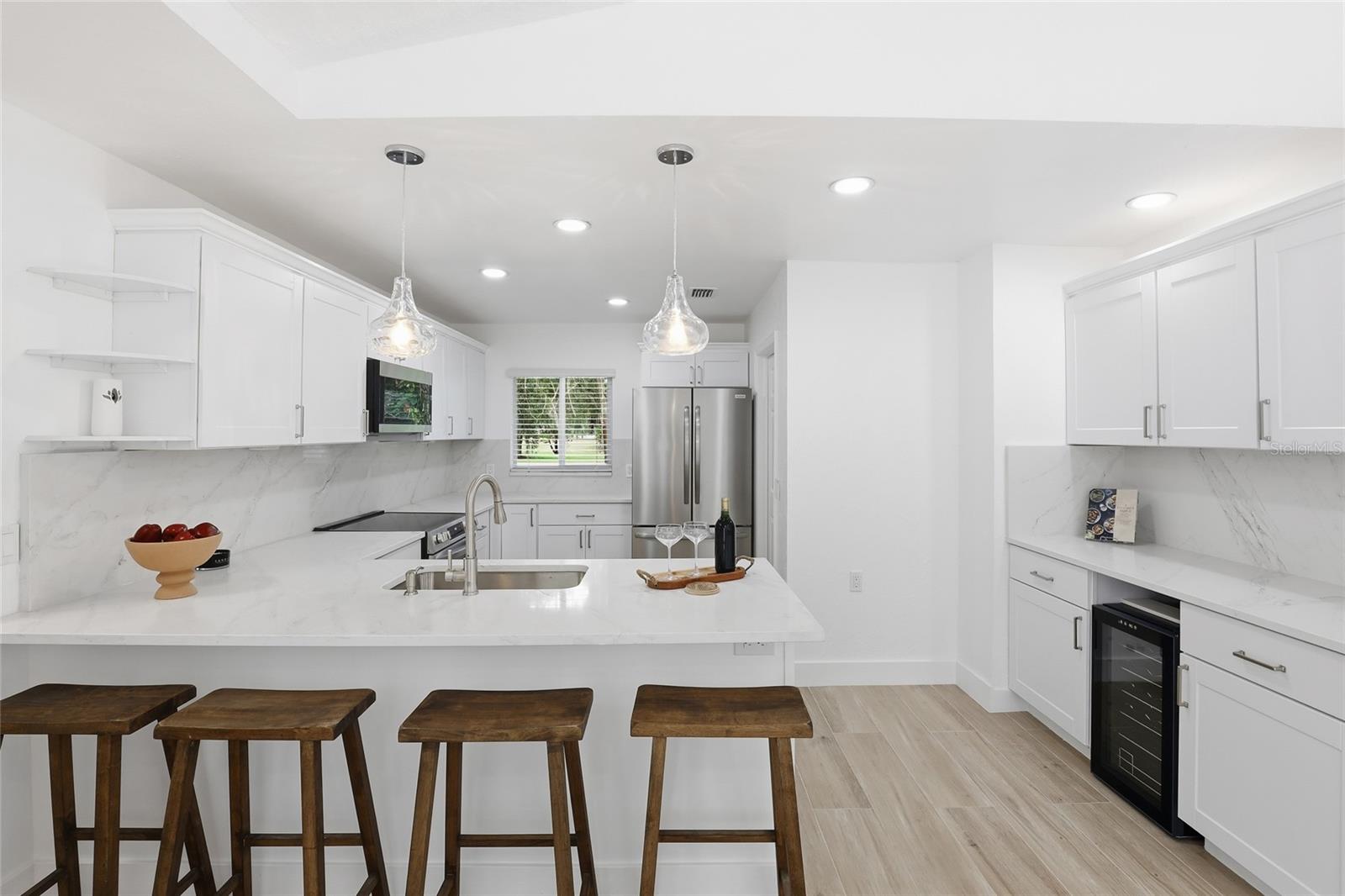 BAYSHORE ESTATES - Residential