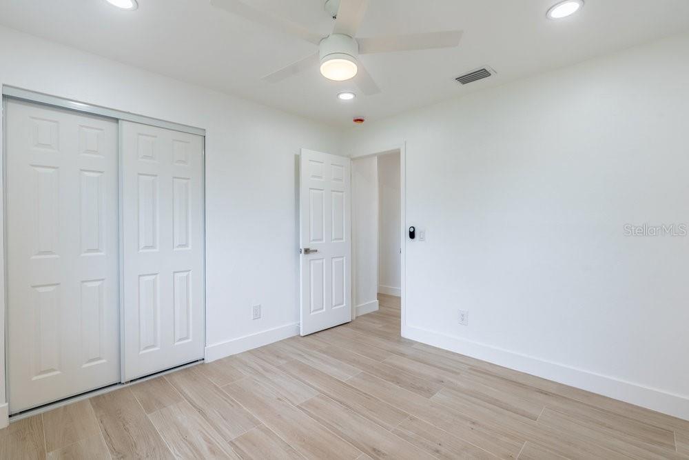 BAYSHORE ESTATES - Residential