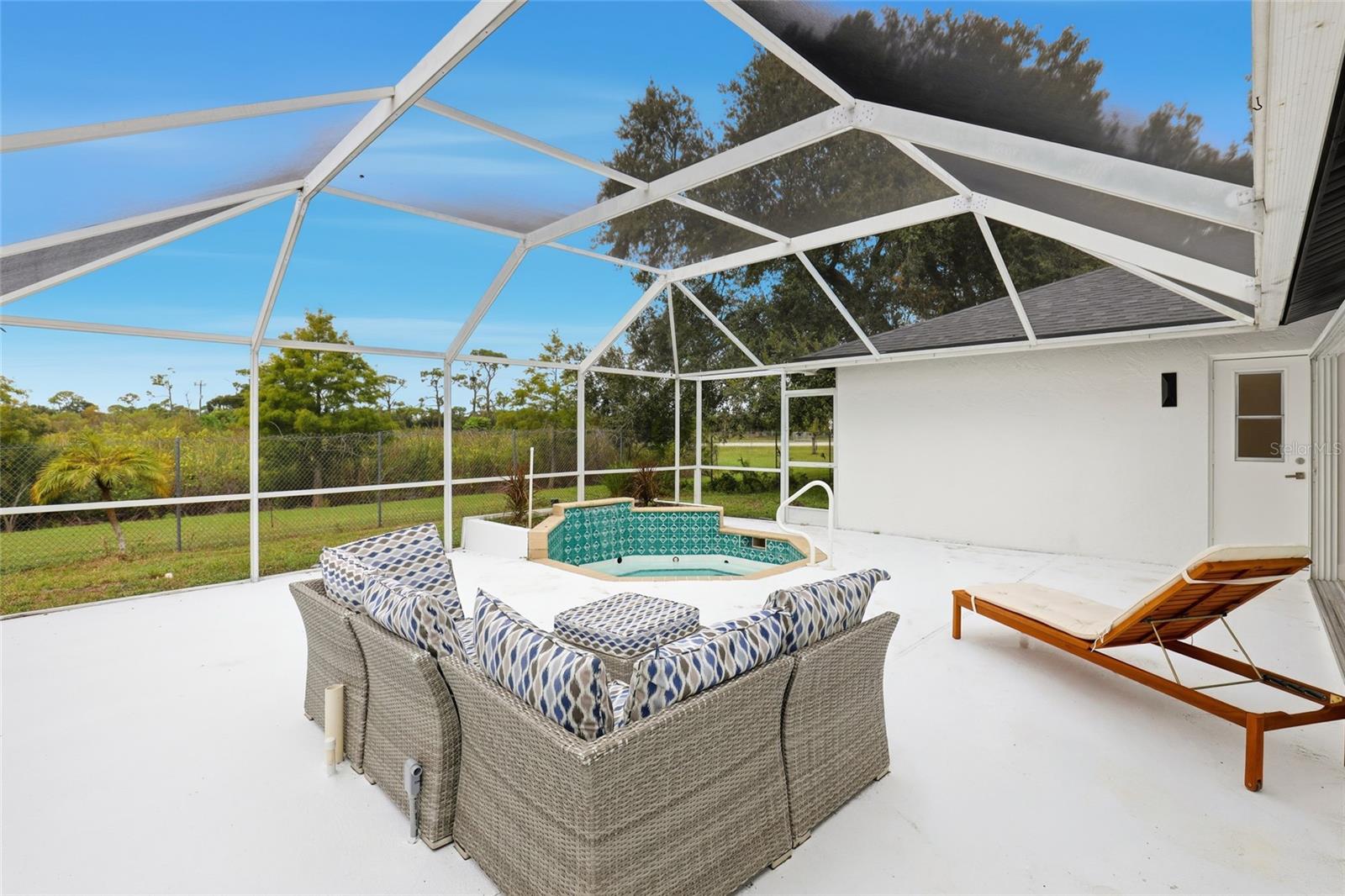 BAYSHORE ESTATES - Residential