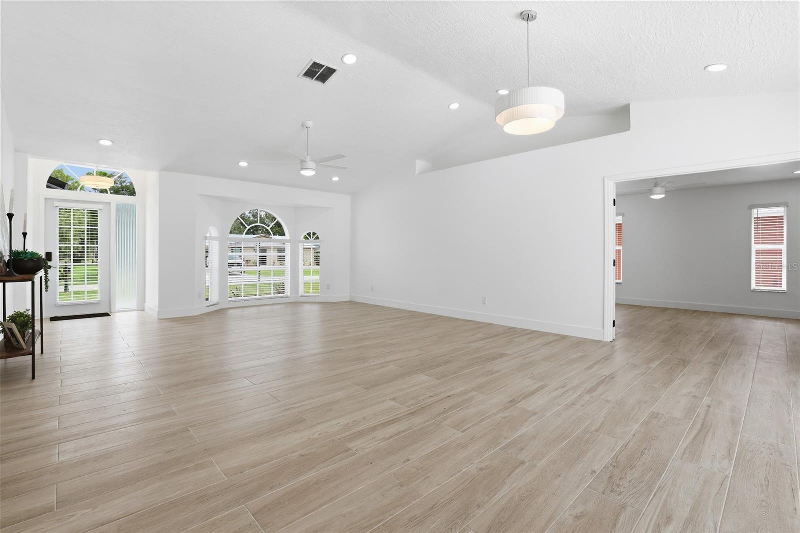 BAYSHORE ESTATES - Residential