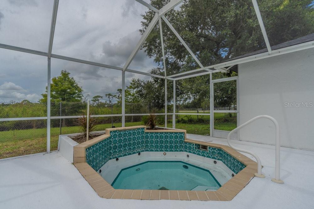 BAYSHORE ESTATES - Residential