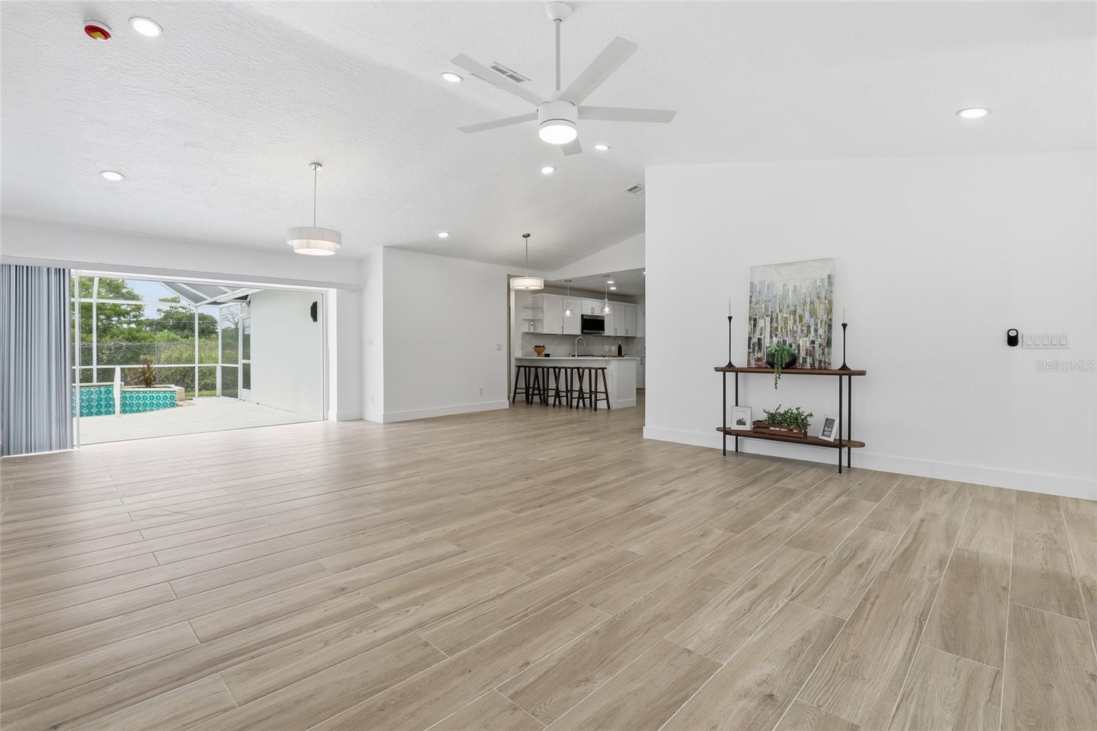 BAYSHORE ESTATES - Residential