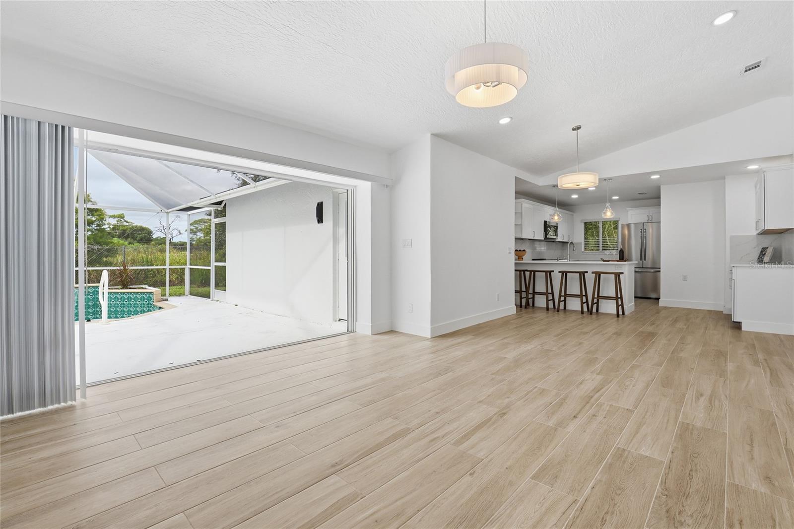 BAYSHORE ESTATES - Residential