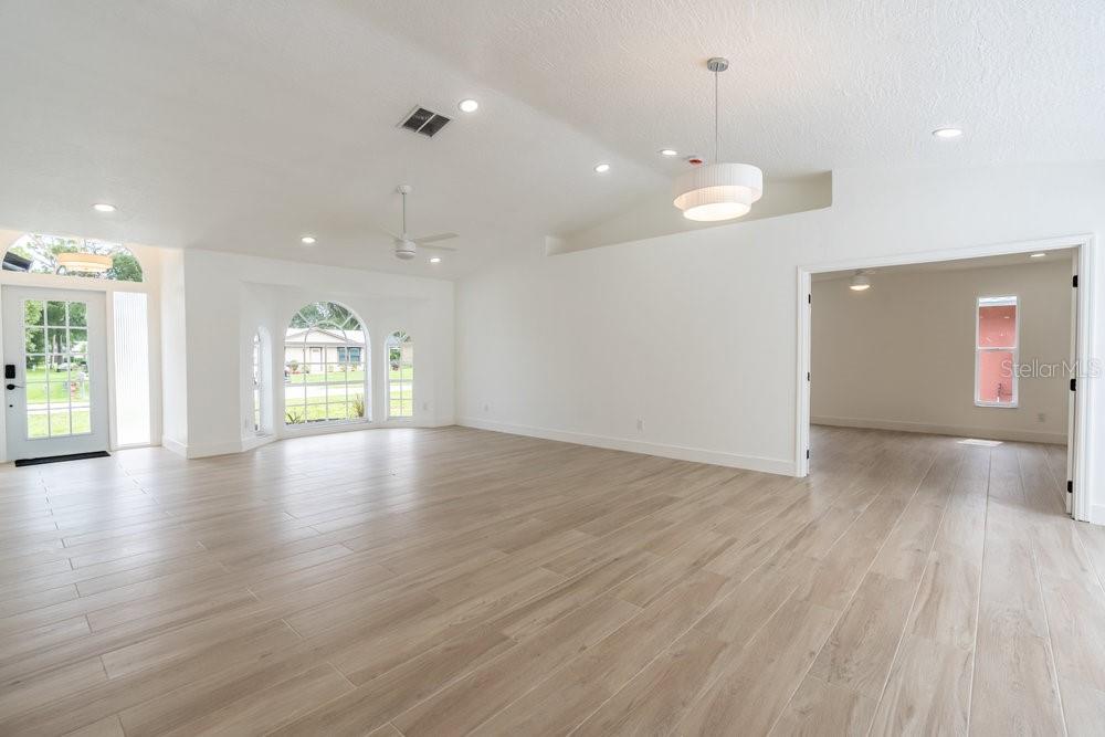 BAYSHORE ESTATES - Residential