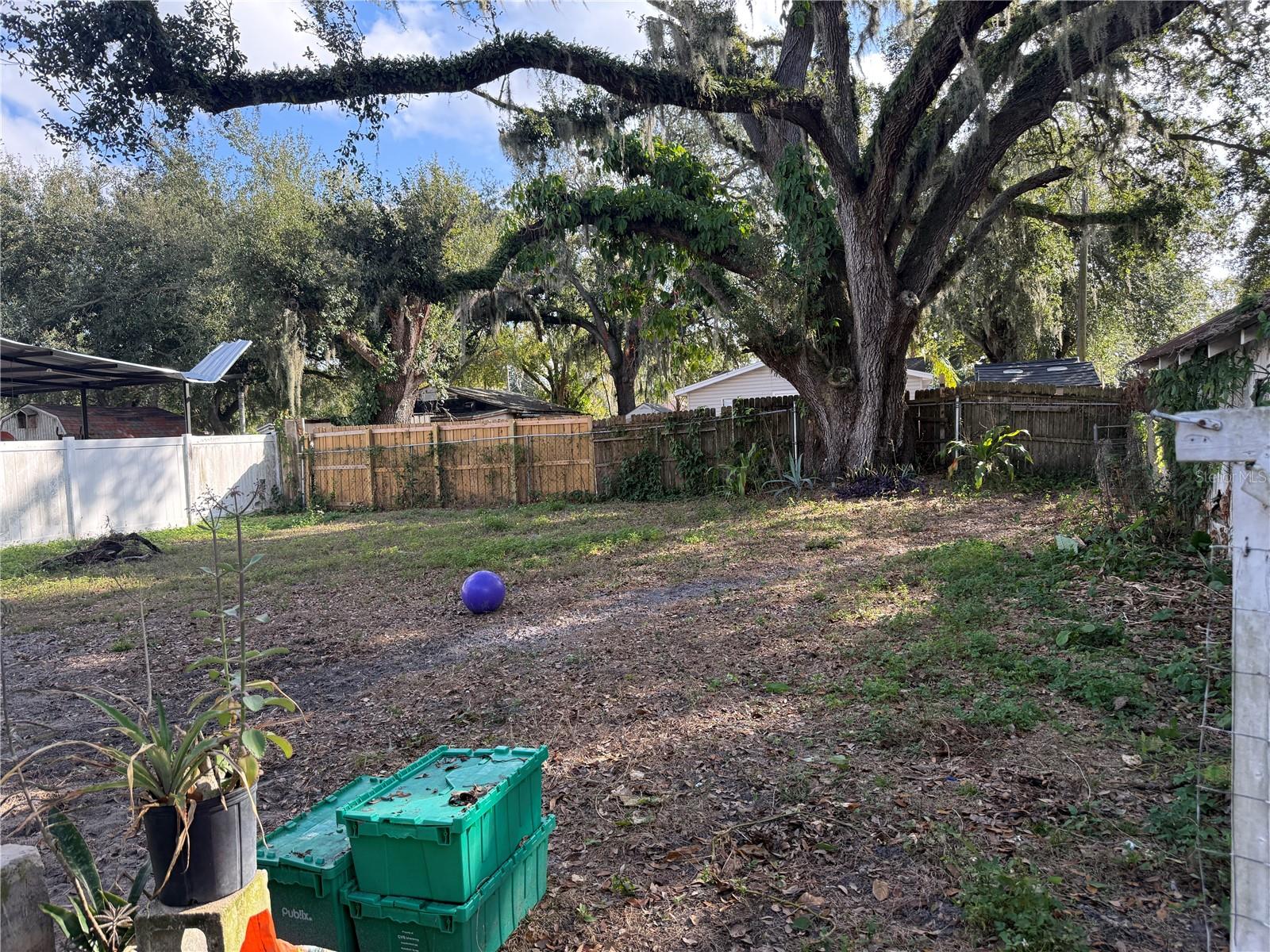 WEST PINECREST - Residential