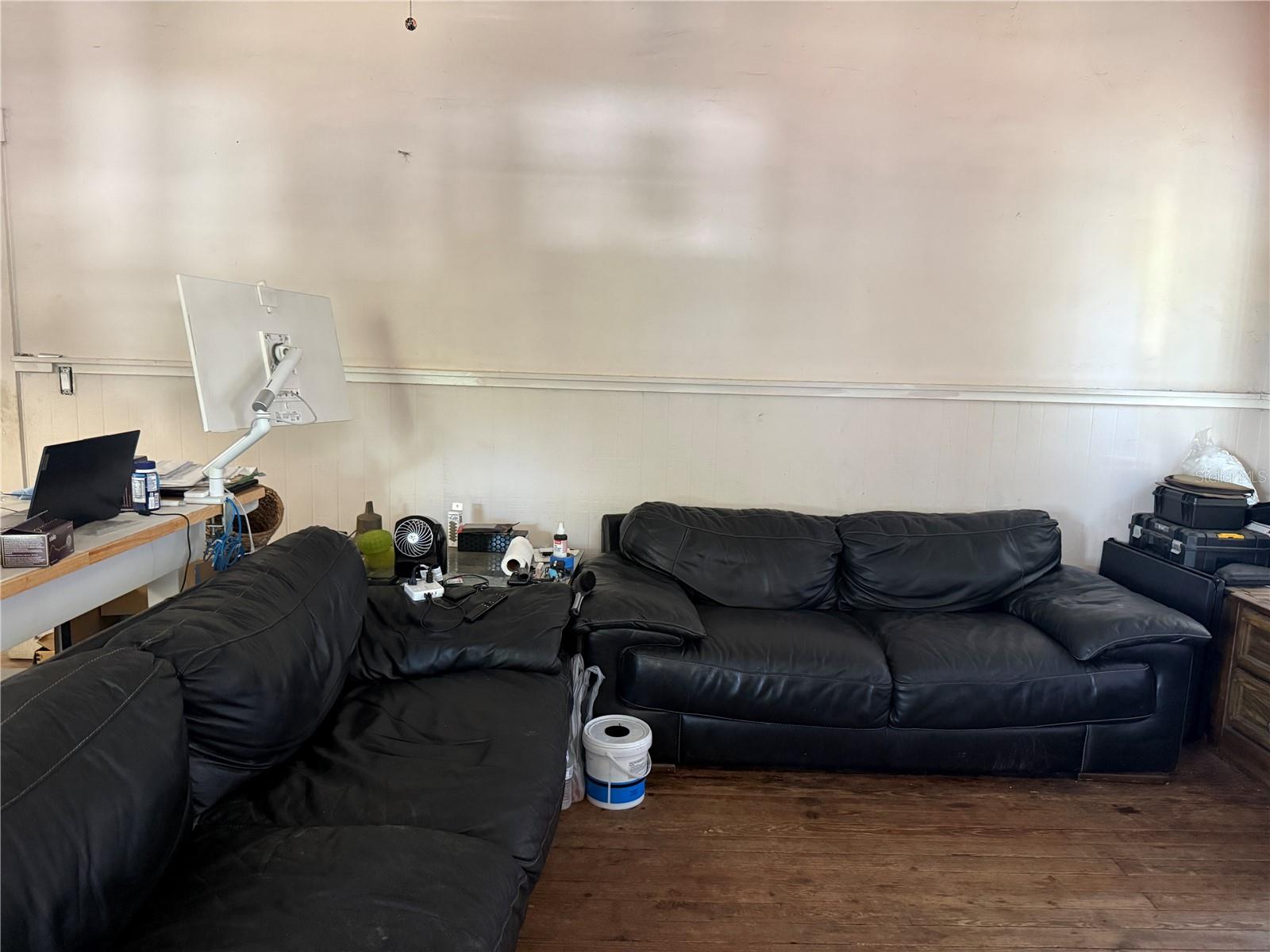 WEST PINECREST - Residential