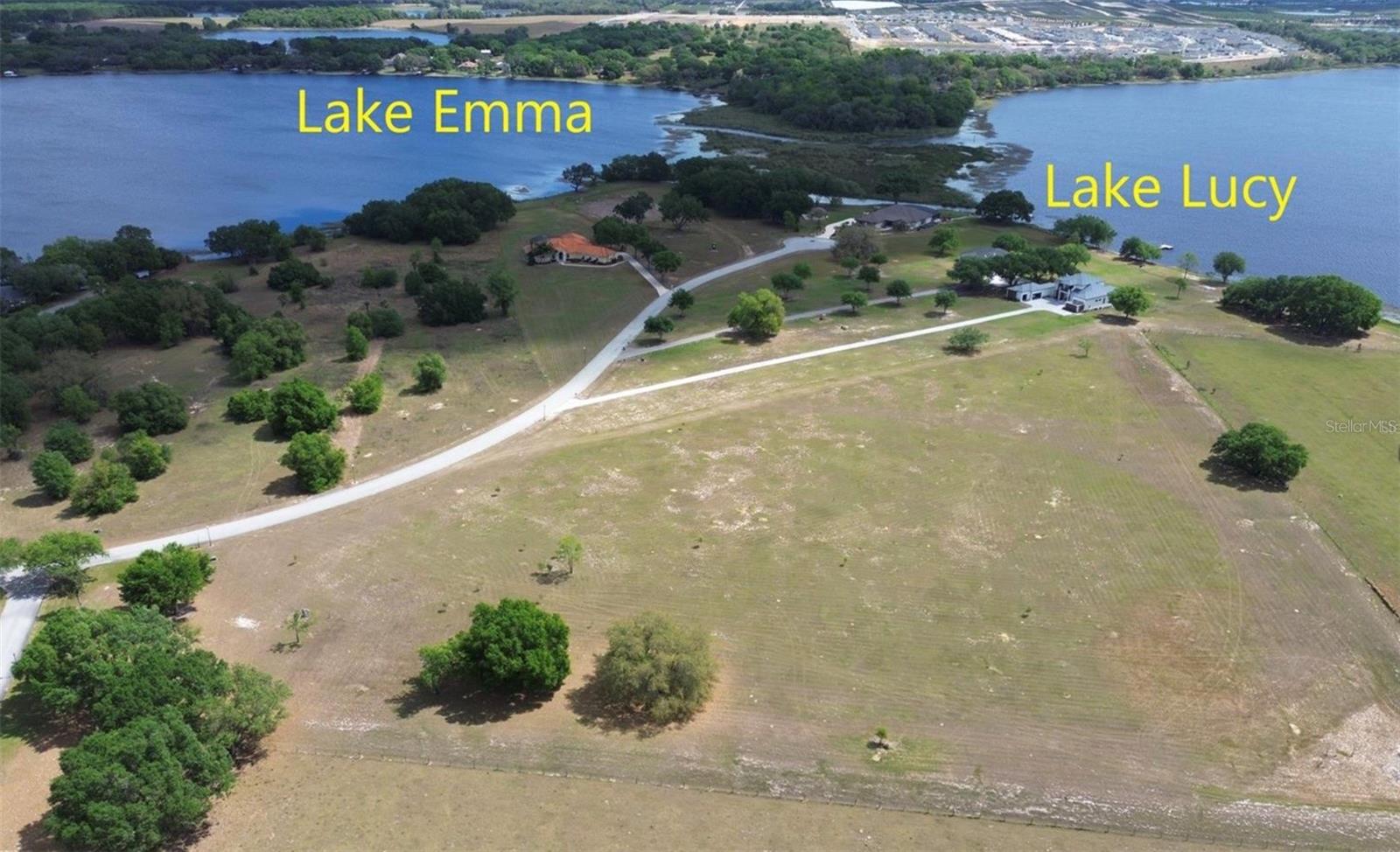 LAKES LU-EMMA LT 01 - Land