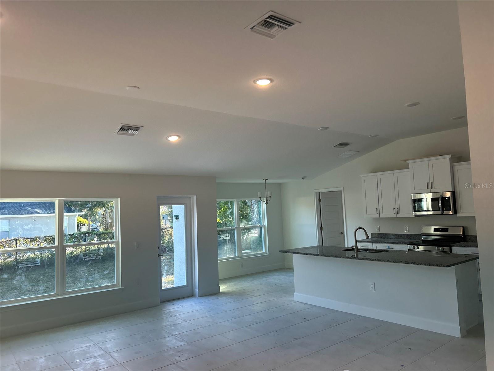 1584 - PORT CHARLOTTE SUB 30 - Residential