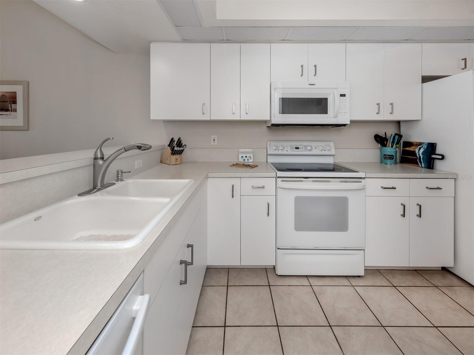 GARDENS 05 AT WATERSIDE VILLAGE - Residential