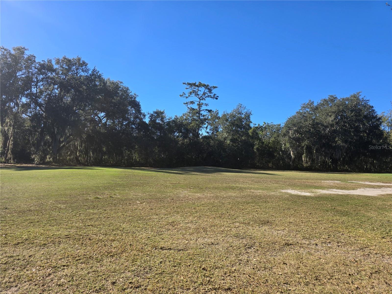 KISSIMMEE BAY - Land