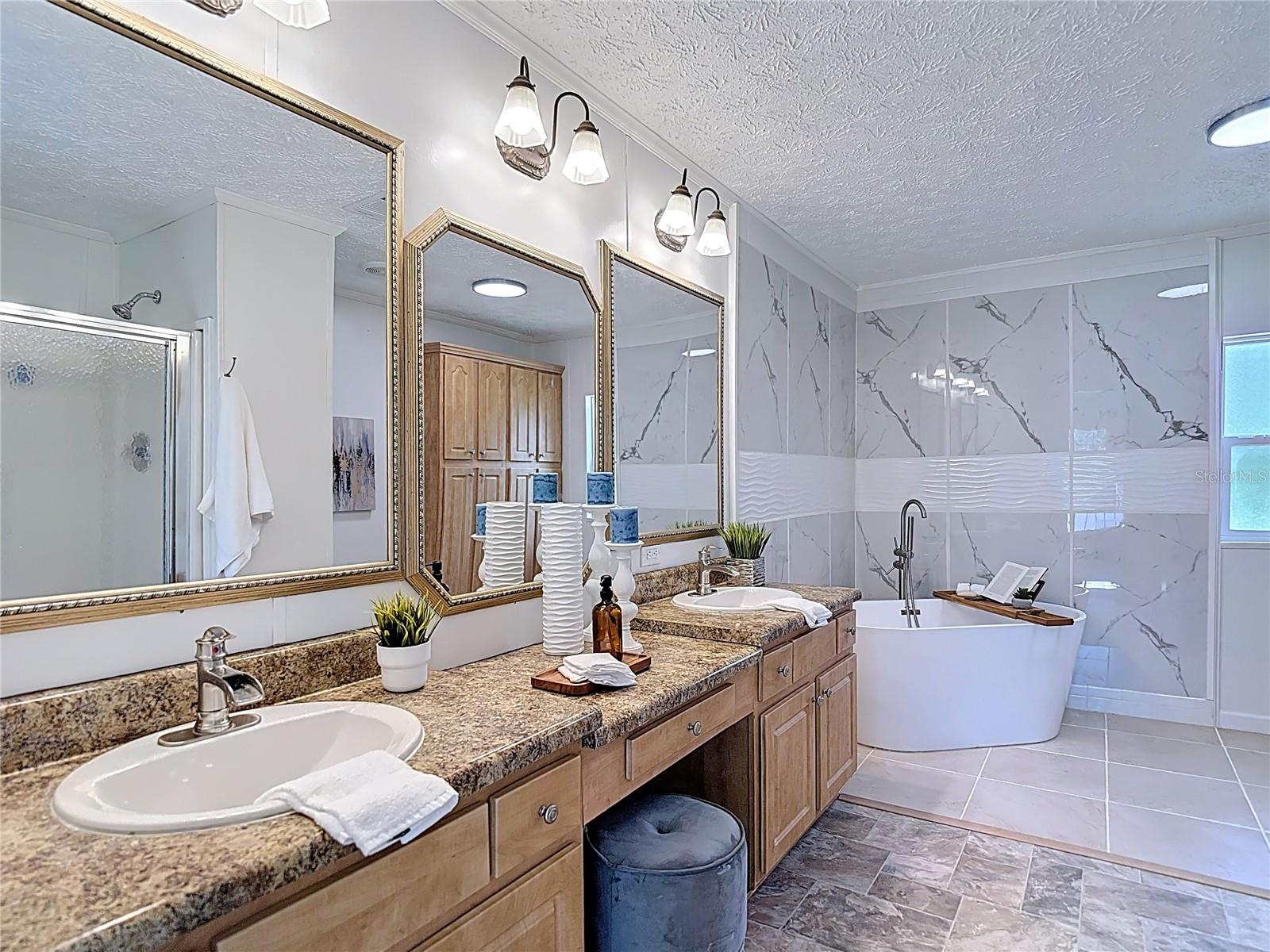 SUNCOAST HIGHLANDS - Residential