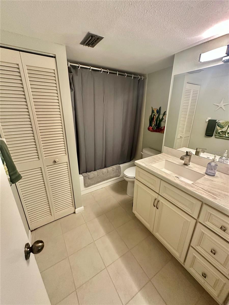 GULF ISLAND BEACH TENNIS - Residential Lease