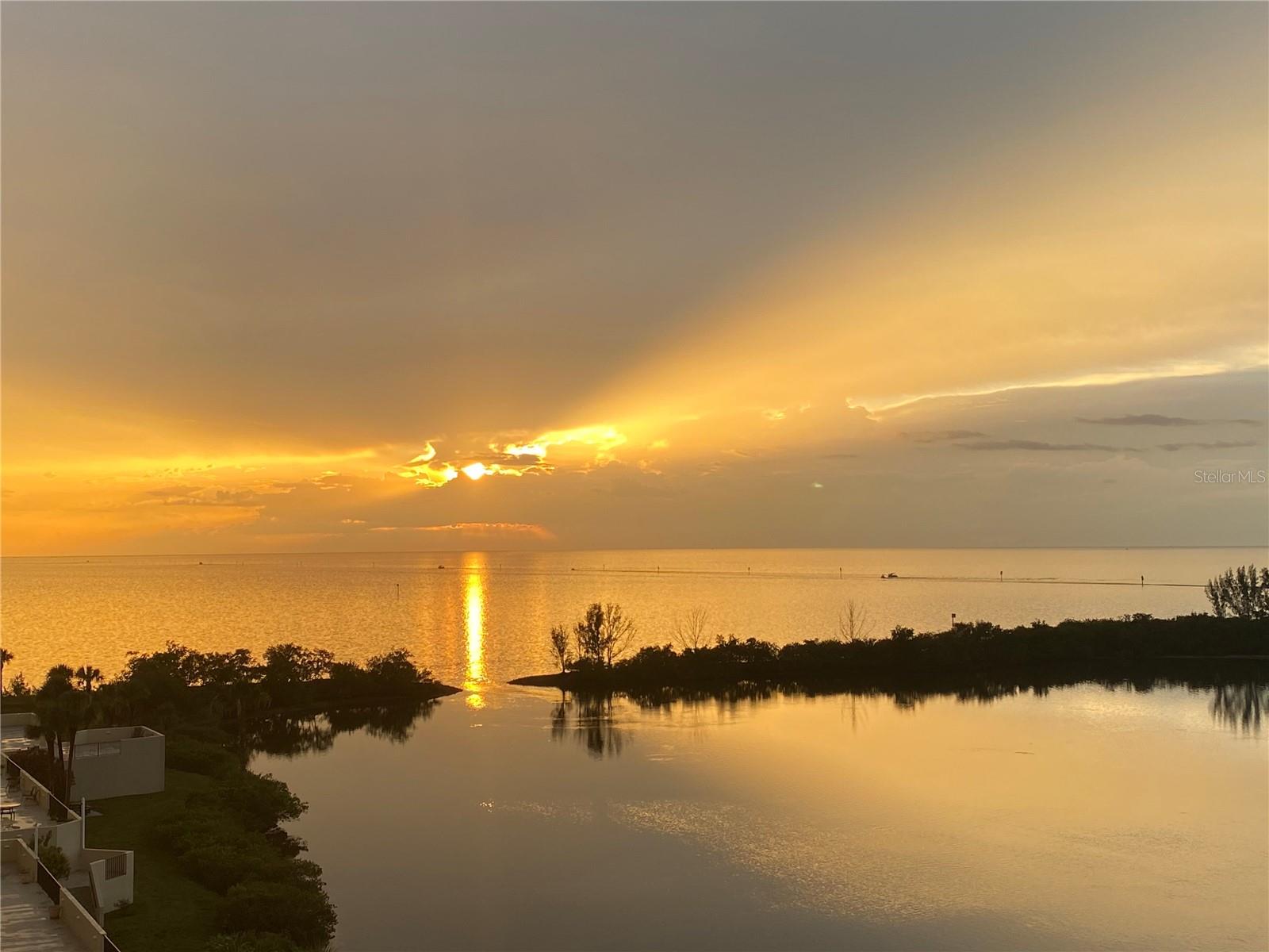 GULF ISLAND BEACH TENNIS - Residential Lease