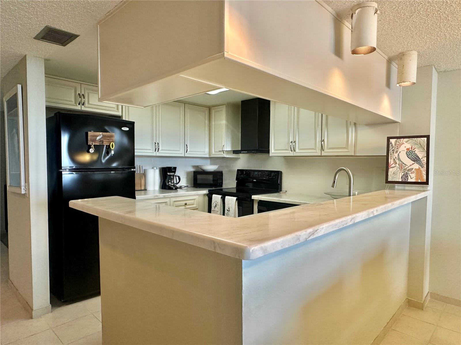 GULF ISLAND BEACH TENNIS - Residential Lease