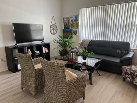 Single Family Residence in OVIEDO FL 609 PRINCE LANE 4.jpg