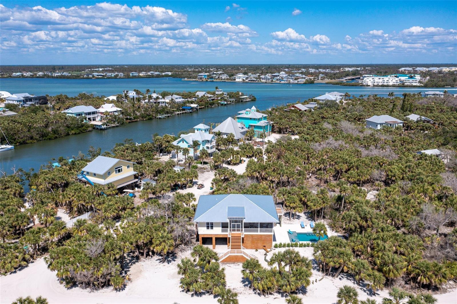 PALM ISLAND ESTATE - Residential