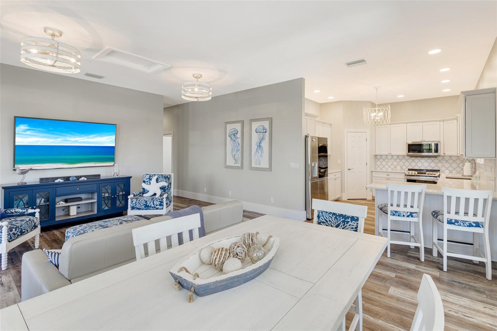 PALM ISLAND ESTATE - Residential