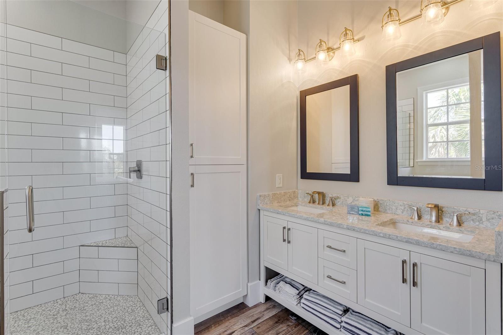 PALM ISLAND ESTATE - Residential