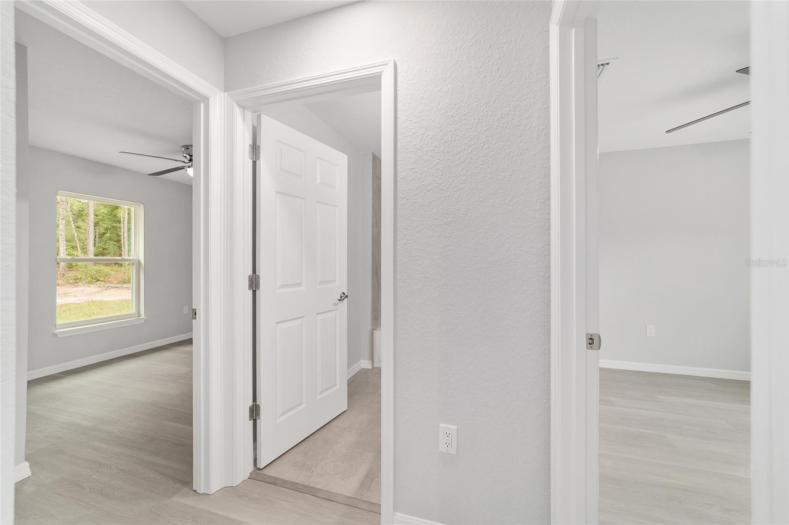 RAINBOW LAKES ESTATE - Residential