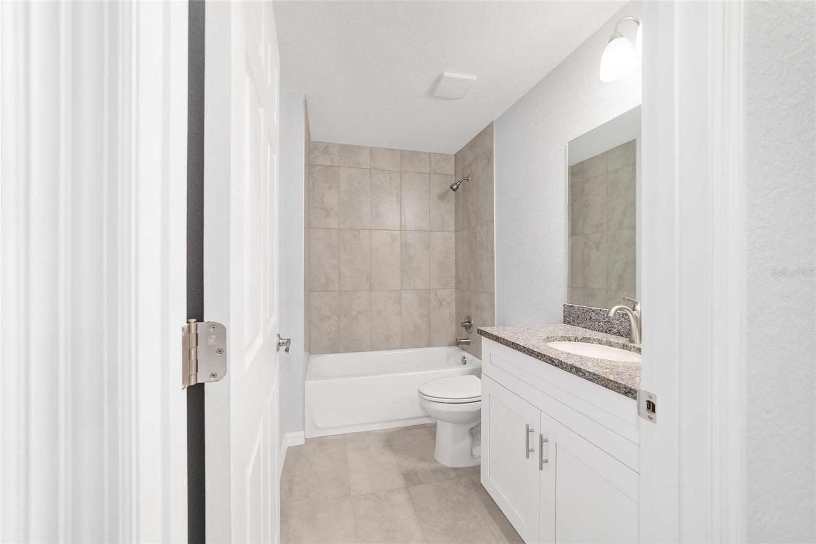 RAINBOW LAKES ESTATE - Residential