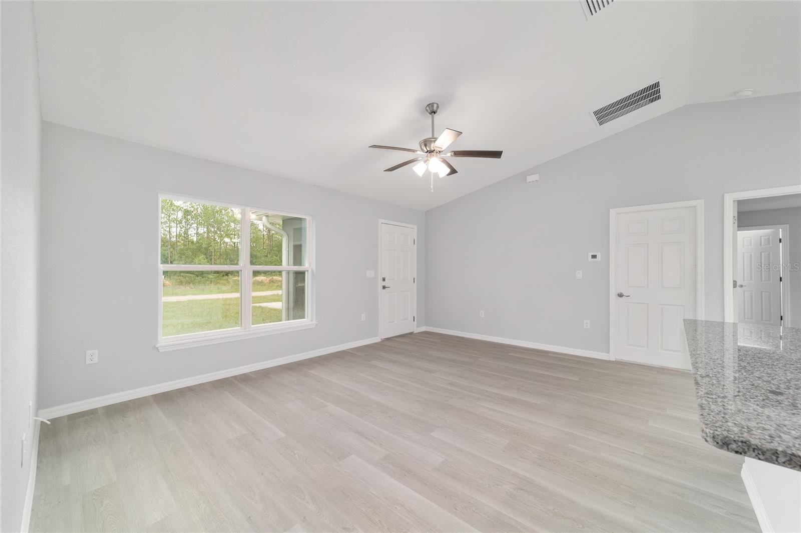 RAINBOW LAKES ESTATE - Residential