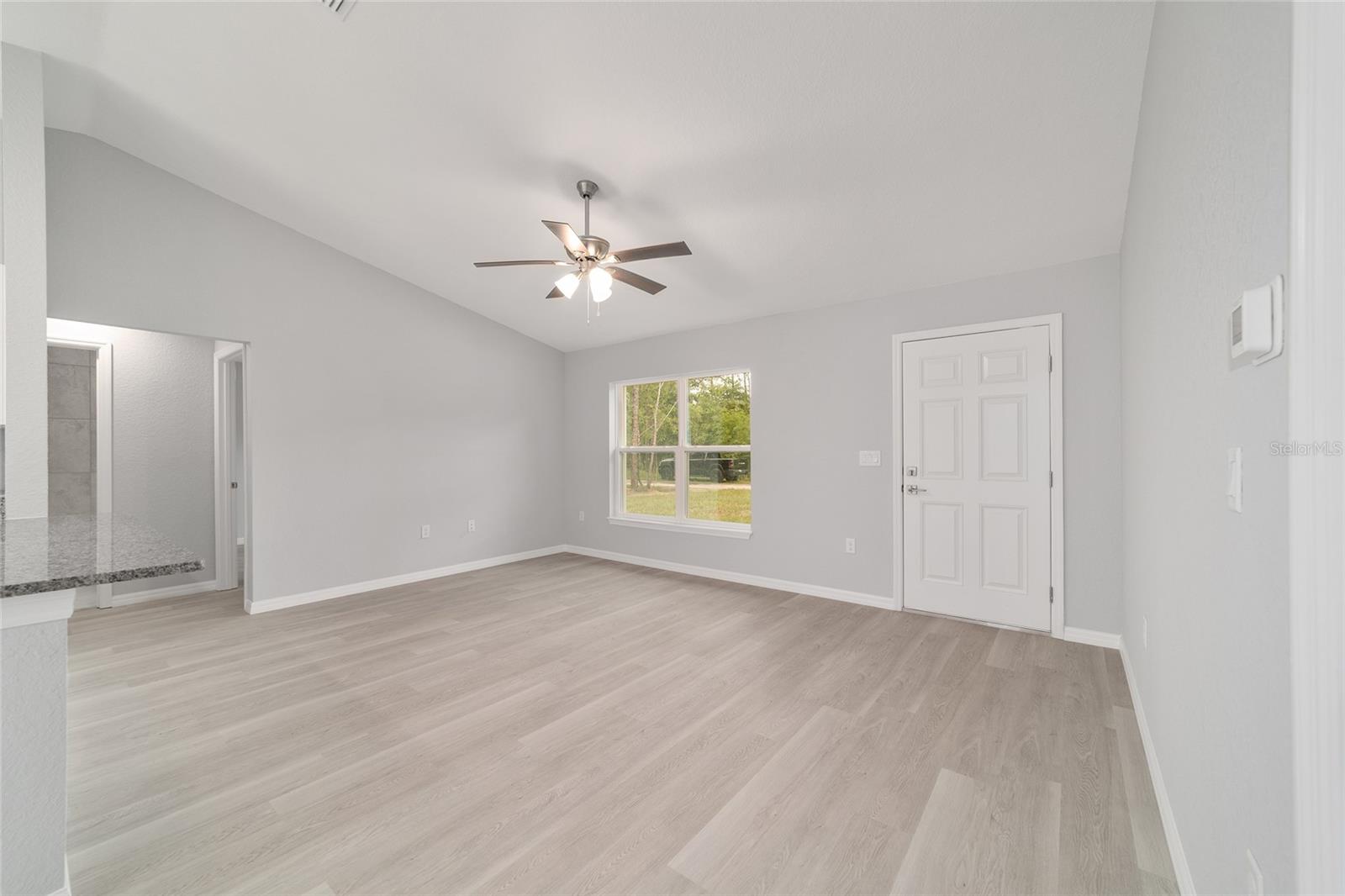 RAINBOW LAKES ESTATE - Residential