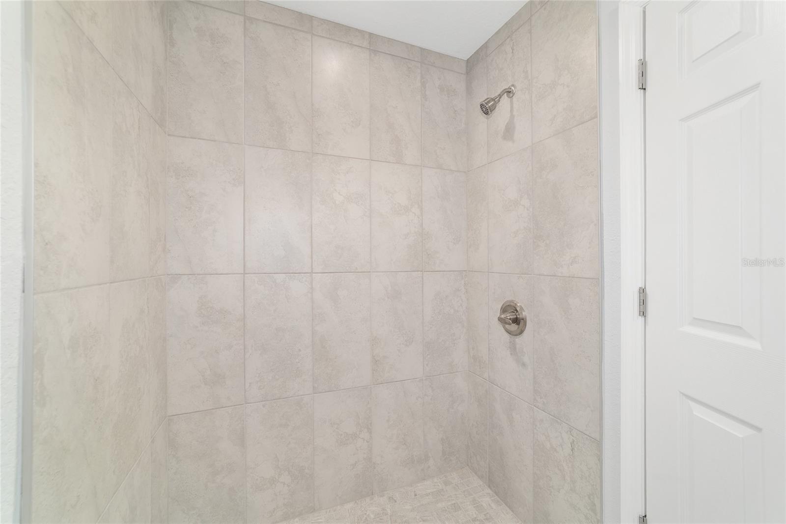 RAINBOW LAKES ESTATE - Residential