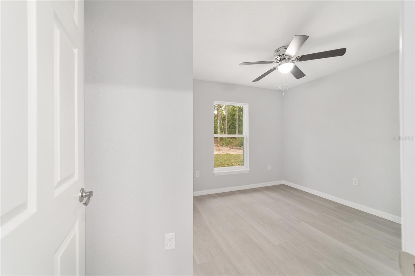 RAINBOW LAKES ESTATE - Residential