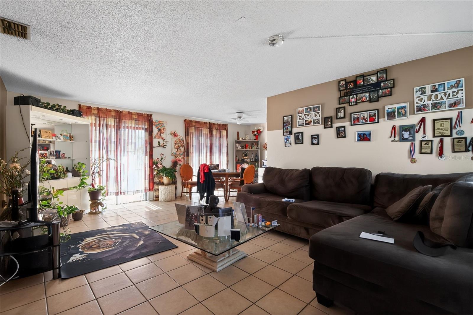 SILVER SPGS SHORES UN 68 - Residential