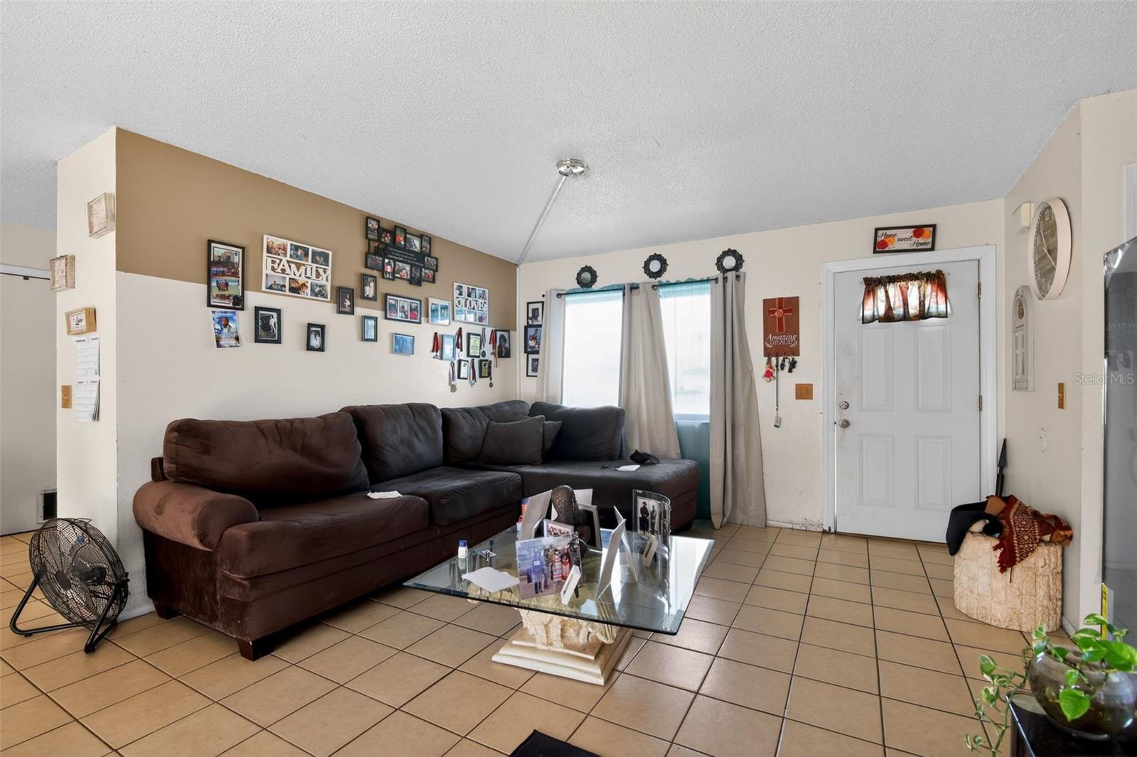 SILVER SPGS SHORES UN 68 - Residential