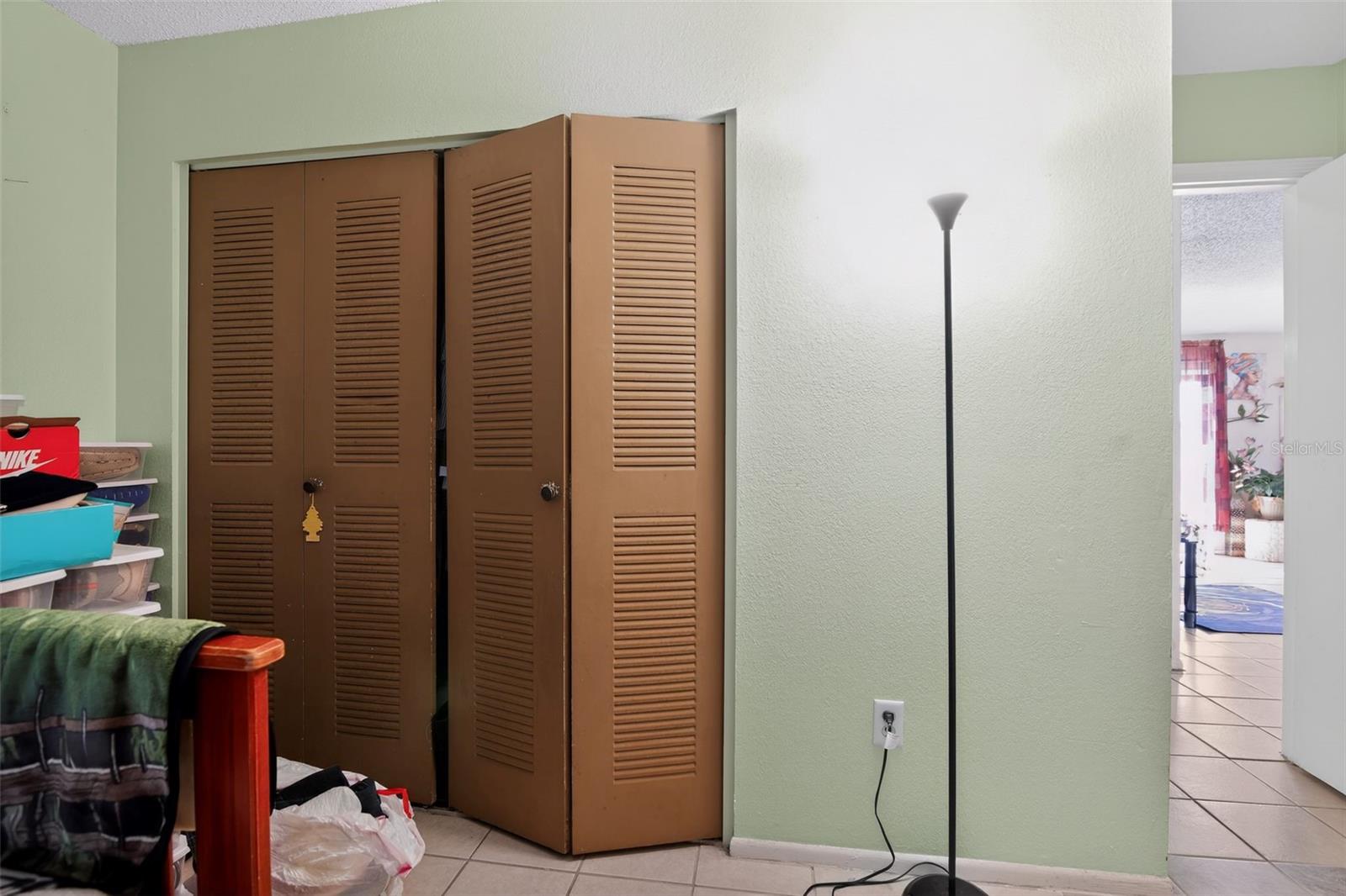 SILVER SPGS SHORES UN 68 - Residential