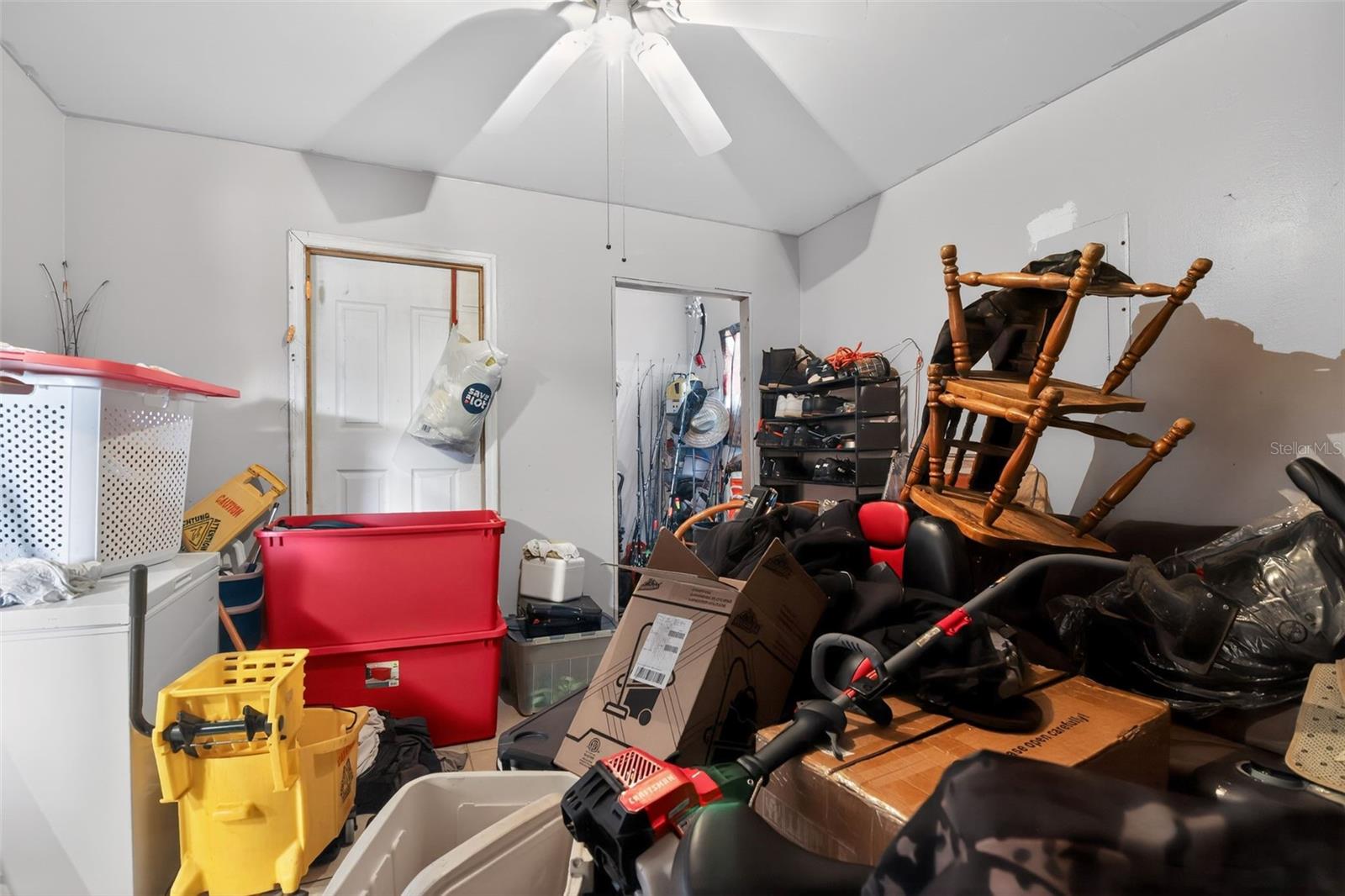 SILVER SPGS SHORES UN 68 - Residential